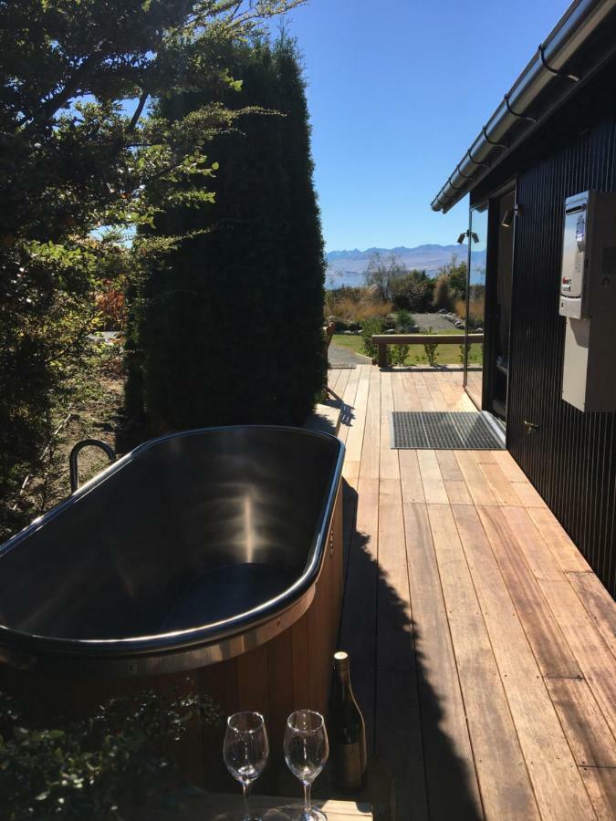 Black Beech House With Stunning Outdoor Bath Lake Tekapo Exterior foto