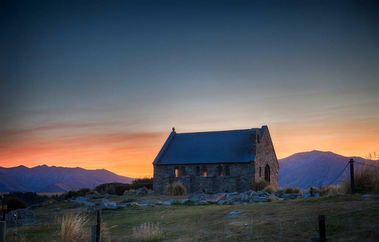 Black Beech House With Stunning Outdoor Bath Lake Tekapo Exterior foto